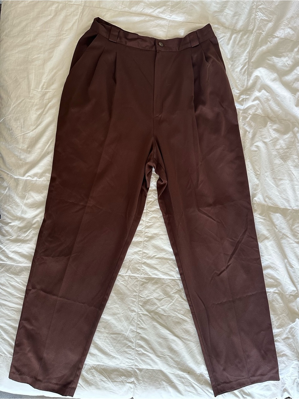 High-Rise Pleated Women's Pantsuit Pants in Chocolate Brown